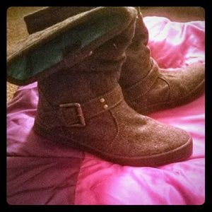 Blowfish Gray boots EUC sz. 7.5 $25
